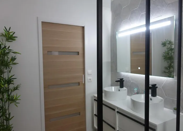 Classee 3 Etoiles, Piscine Chaufee 9x4, A 500m De La Surveillee *