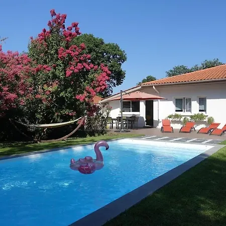 Classee 3 Etoiles, Piscine Chaufee 9x4, A 500m De La Surveillee * Labenne
