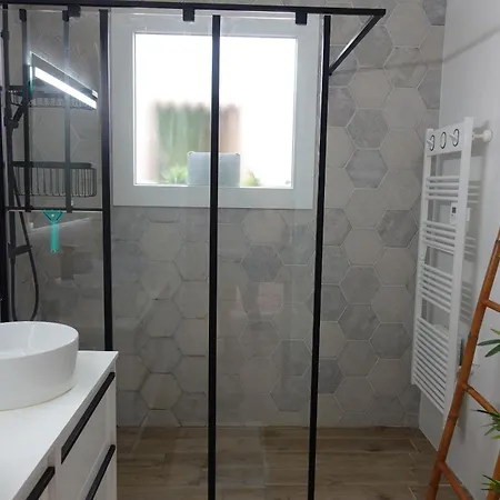 Holiday home Classee 3 Etoiles, Piscine Chaufee 9x4, A 500m De La Surveillee Labenne